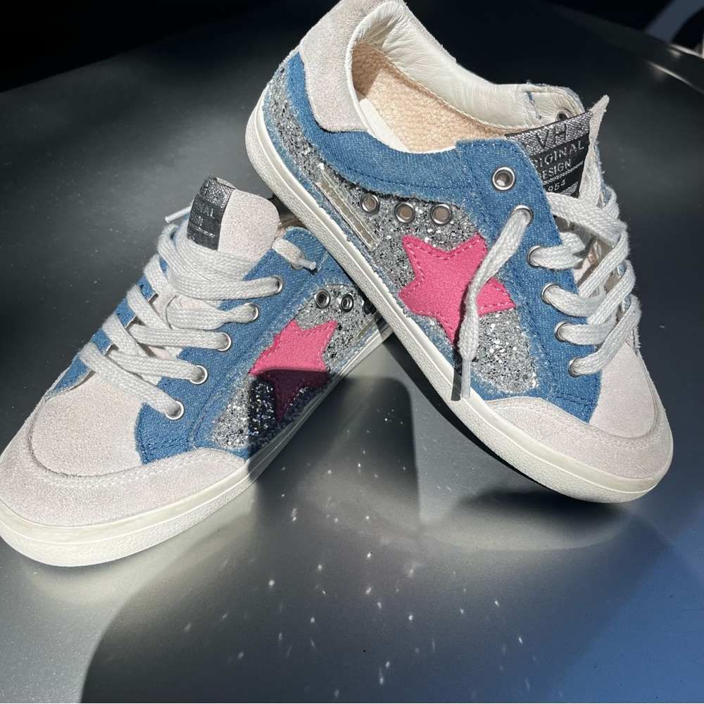 Pink Star Glitter Sneakers